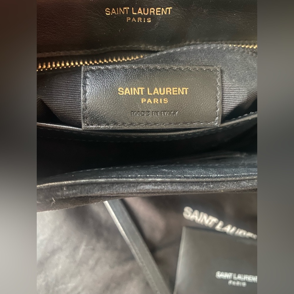 Ysl Loulou toy suede black used and lots of life left - Picture 3 of 9